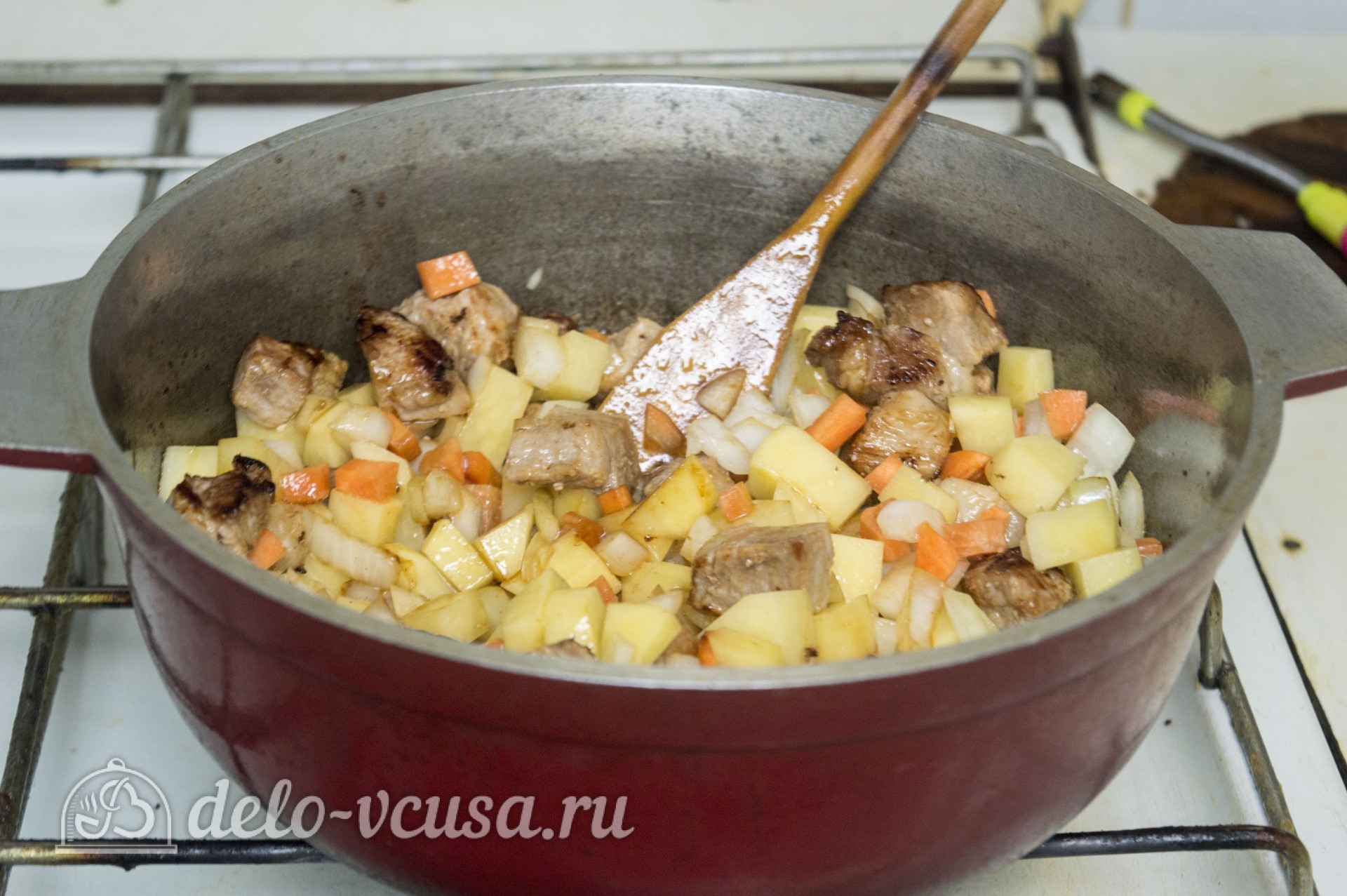 Шаг 3 приготовления Мясо с консервированной фасолью