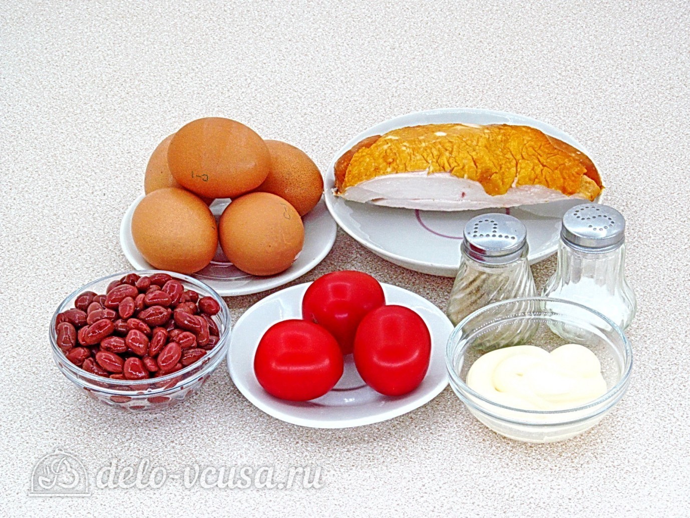Ингредиенты Салат с копченой курицей и фасолью Фото ингредиенты Салат с копченой курицей и фасолью