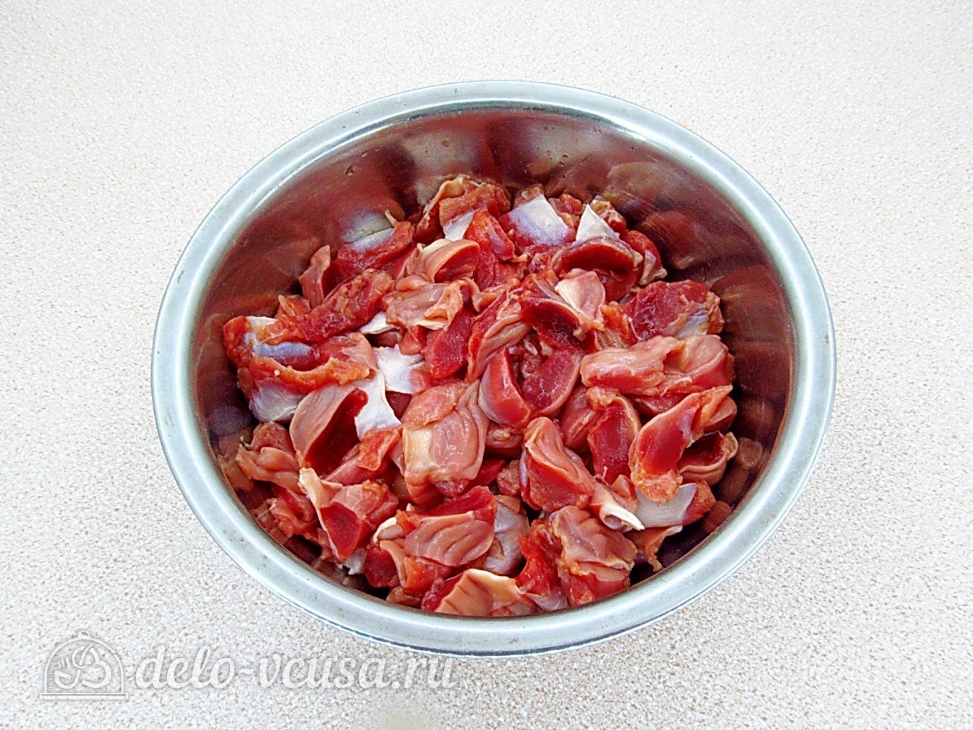 Шаг 1 приготовления Куриные желудки в мультиварке