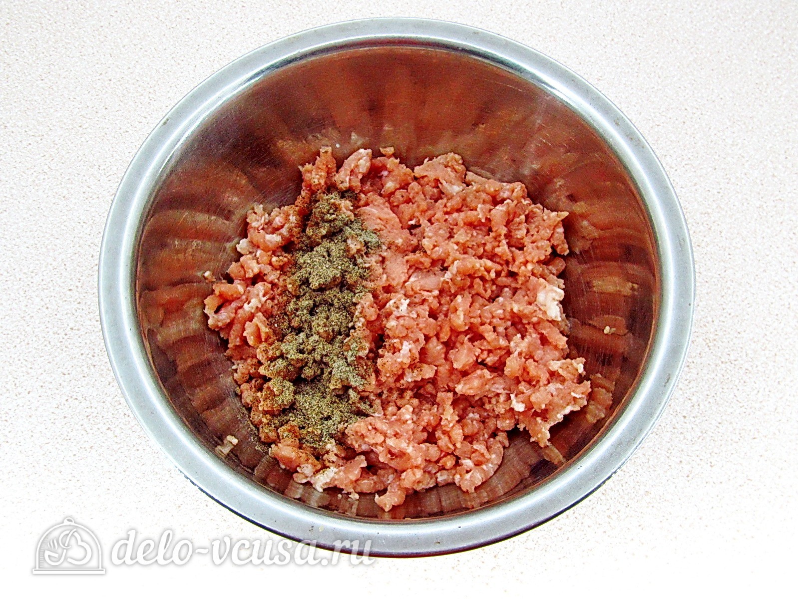 Шаг 1 приготовления Макароны с фаршем и кабачками