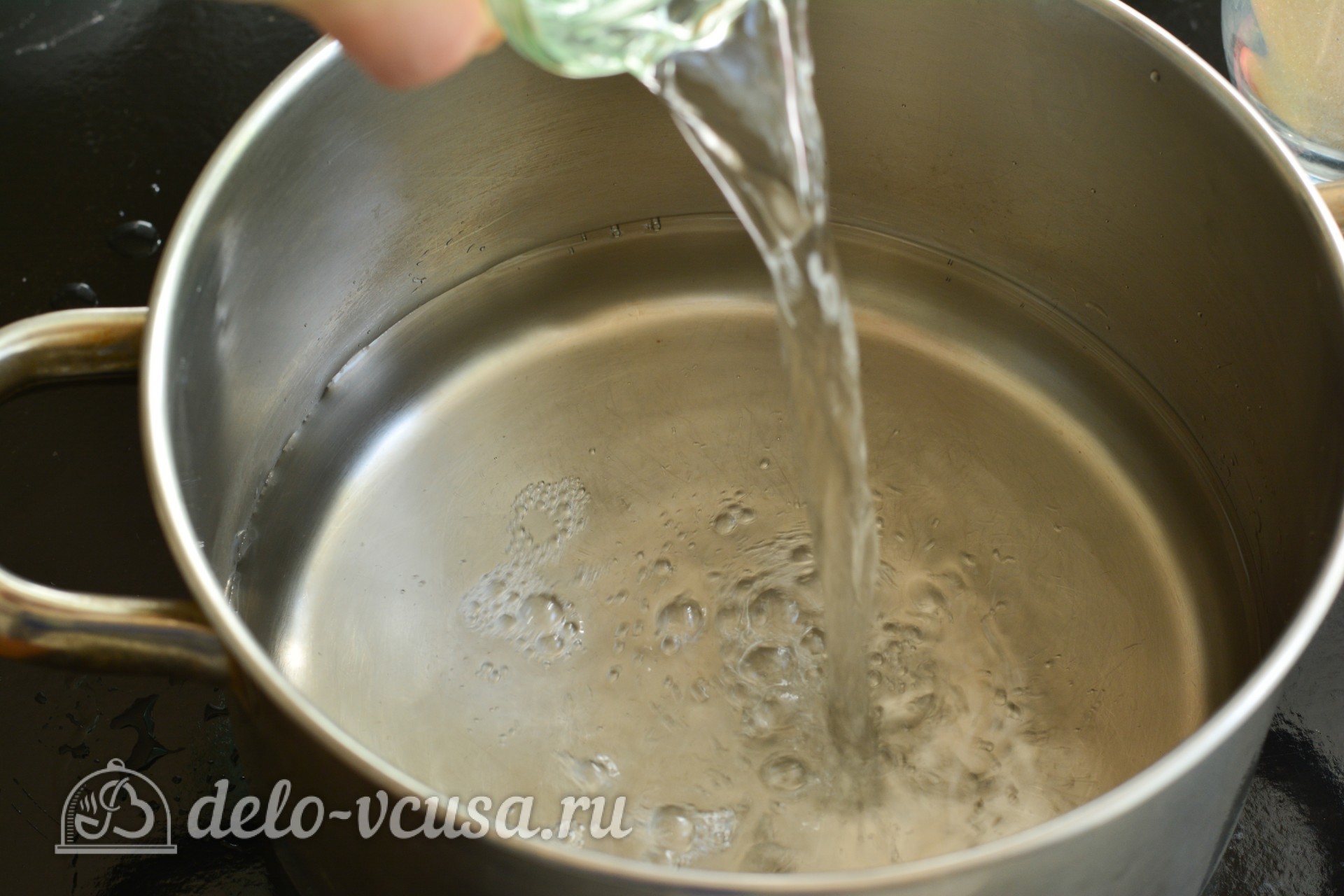 Шаг 1 приготовления Компот из яблок на зиму