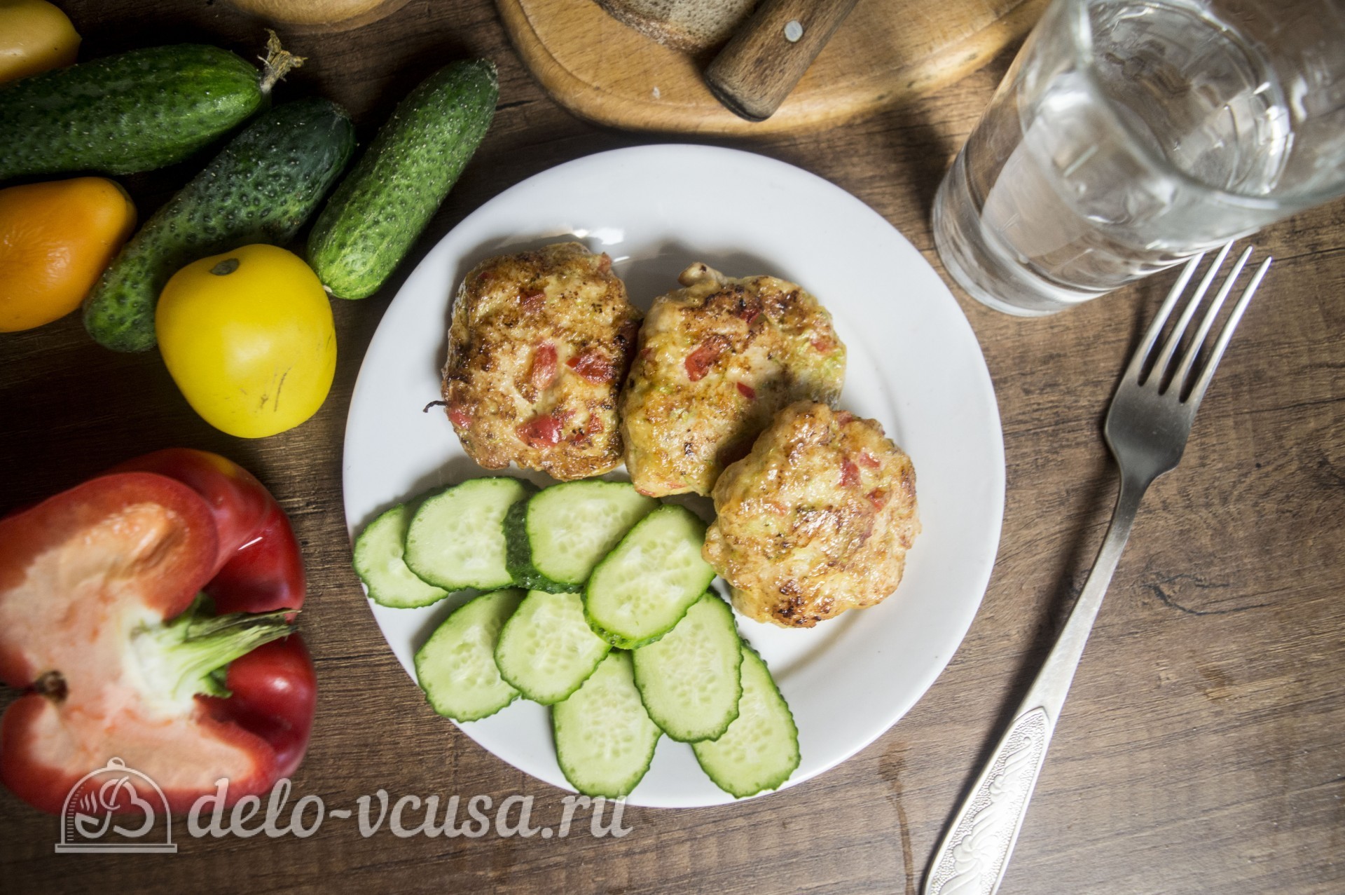 Шаг 7 приготовления Куриные котлеты с овощами и сыром
