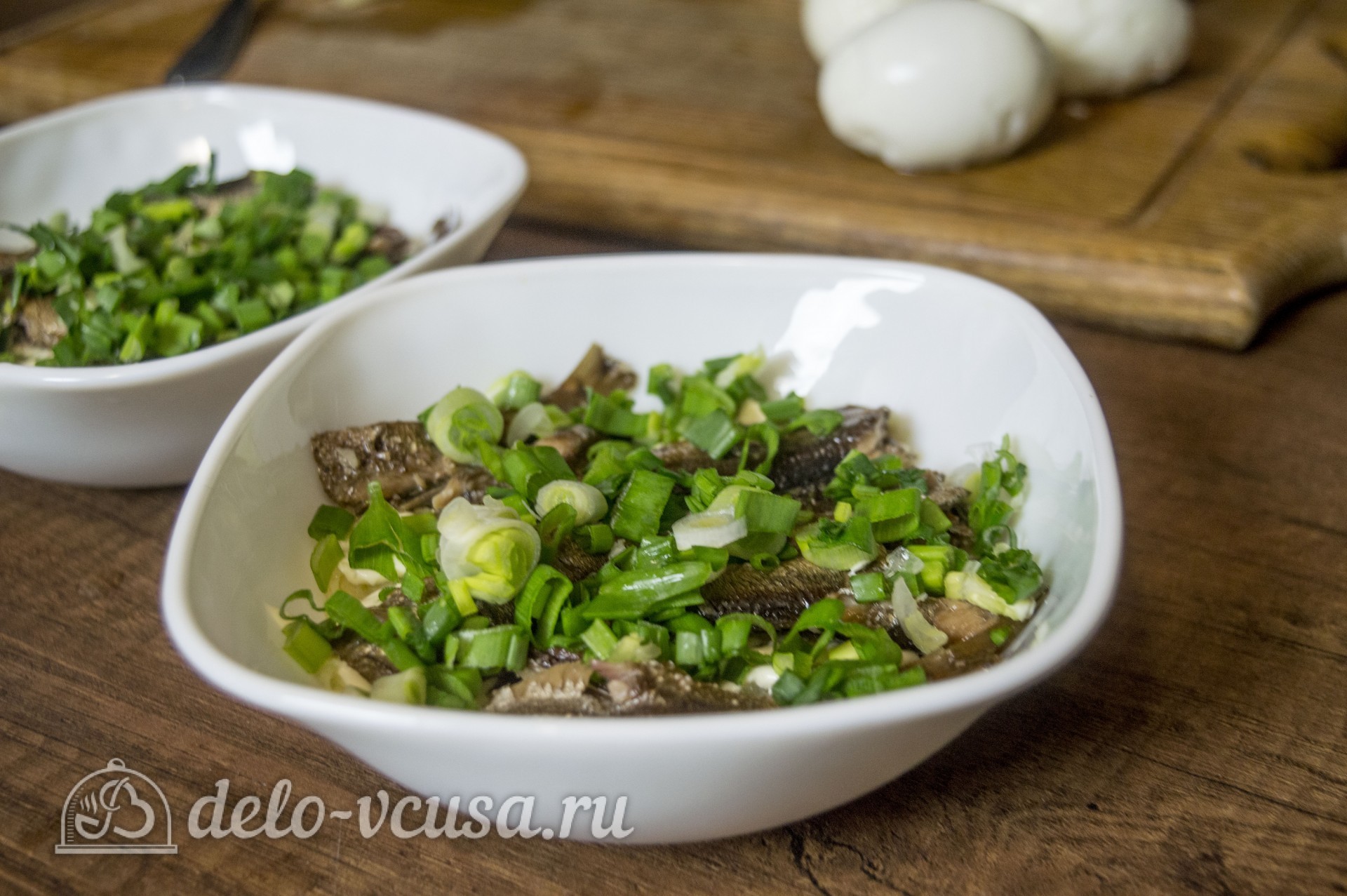 Шаг 3 приготовления Салат со шпротами и кукурузой