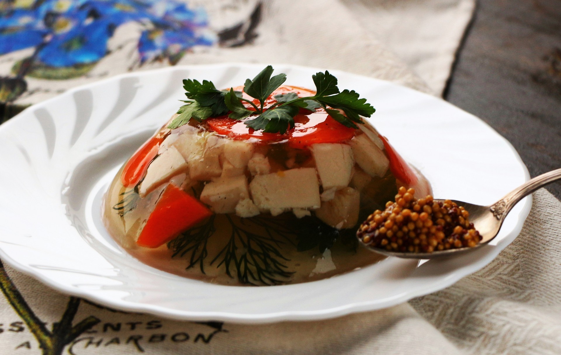 Обложка рецепта Заливное из курицы с желатином