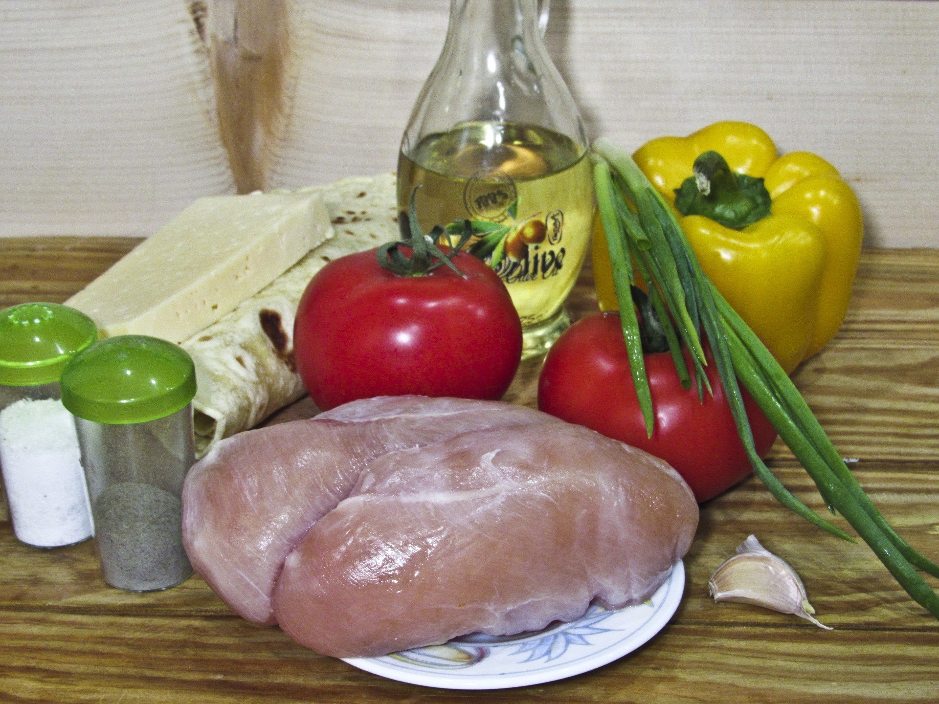Ингредиенты Кесадилья с курицей и сыром Фото ингредиенты Кесадилья с курицей и сыром