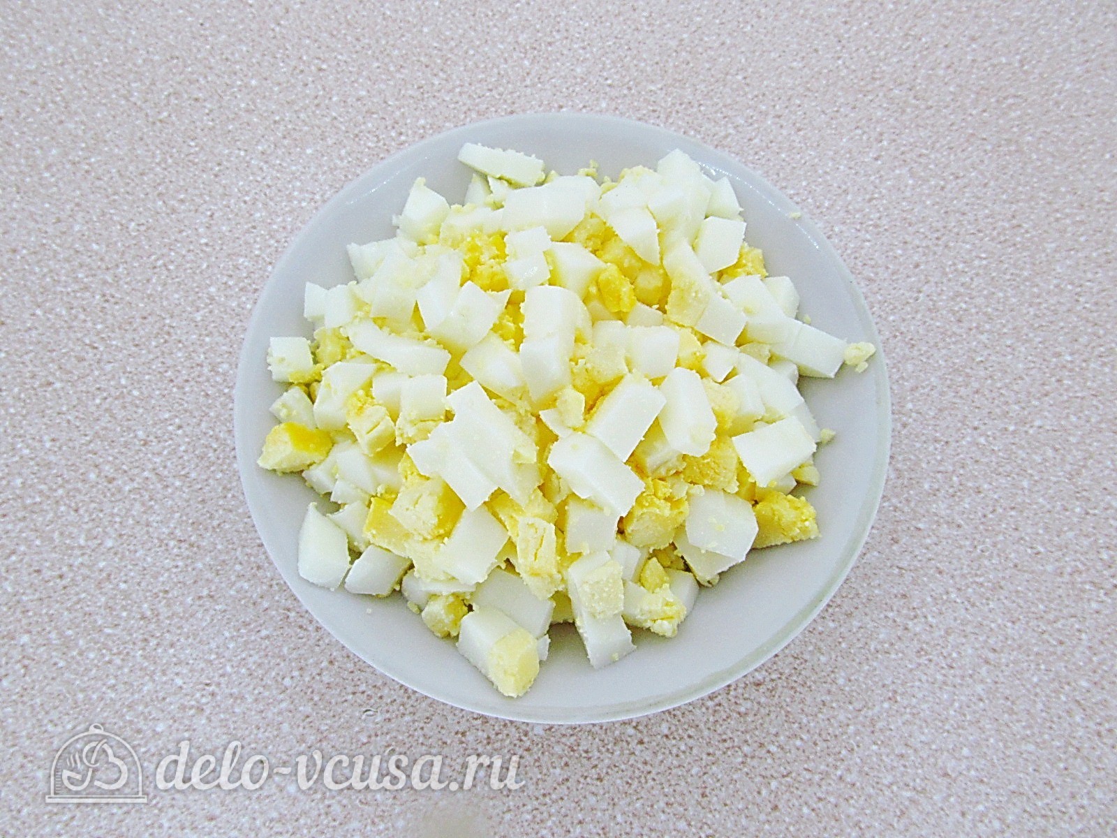 Шаг 2 приготовления Салат из крабовых палочек, огурца и моркови по-корейски