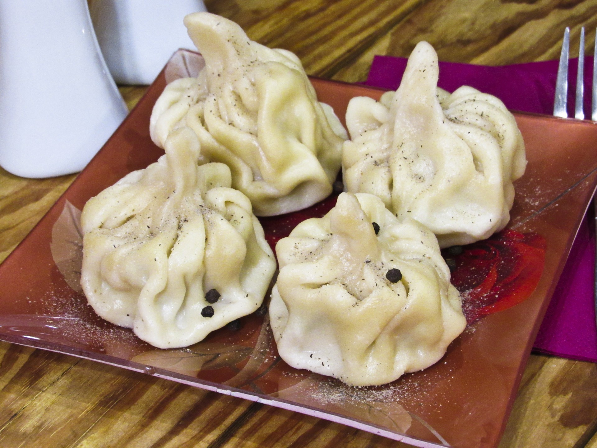 Обложка рецепта Домашние хинкали с мясом и зеленью