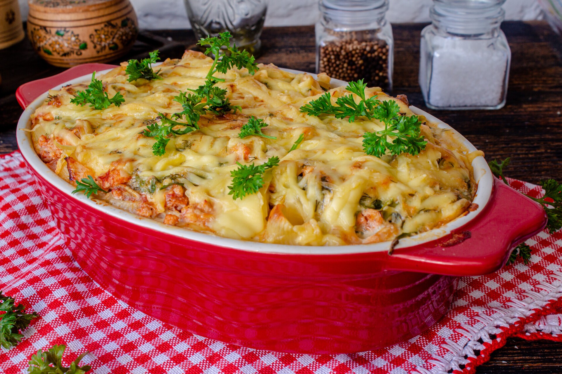 Обложка рецепта Ленивая лазанья из макарон и курицы