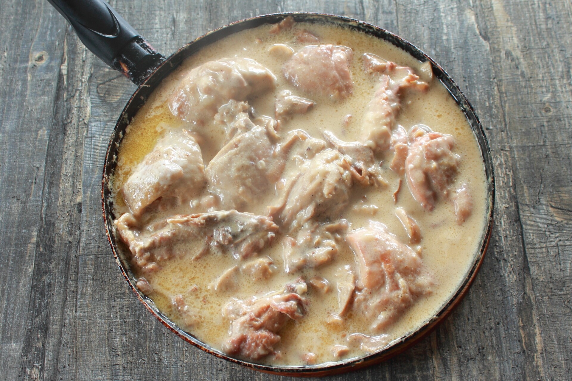 Шаг 6 приготовления Фрикасе из курицы с грибами