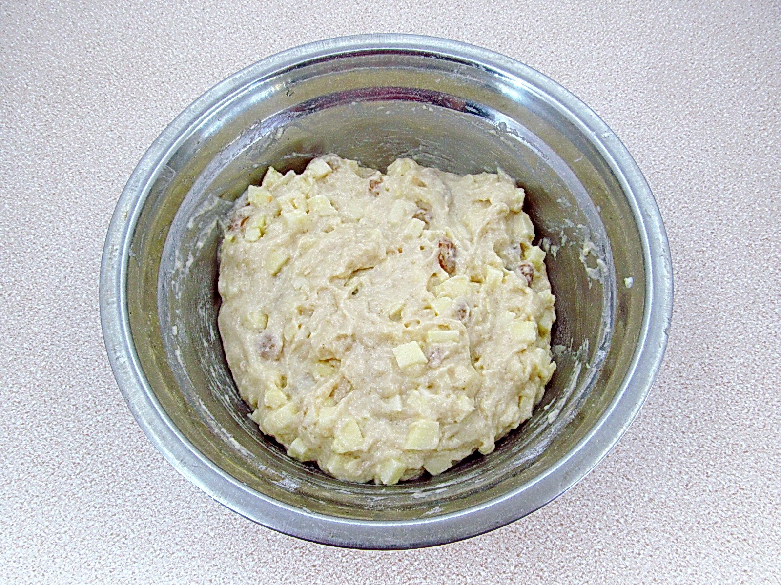Шаг 11 приготовления Имбирные маффины с яблоками
