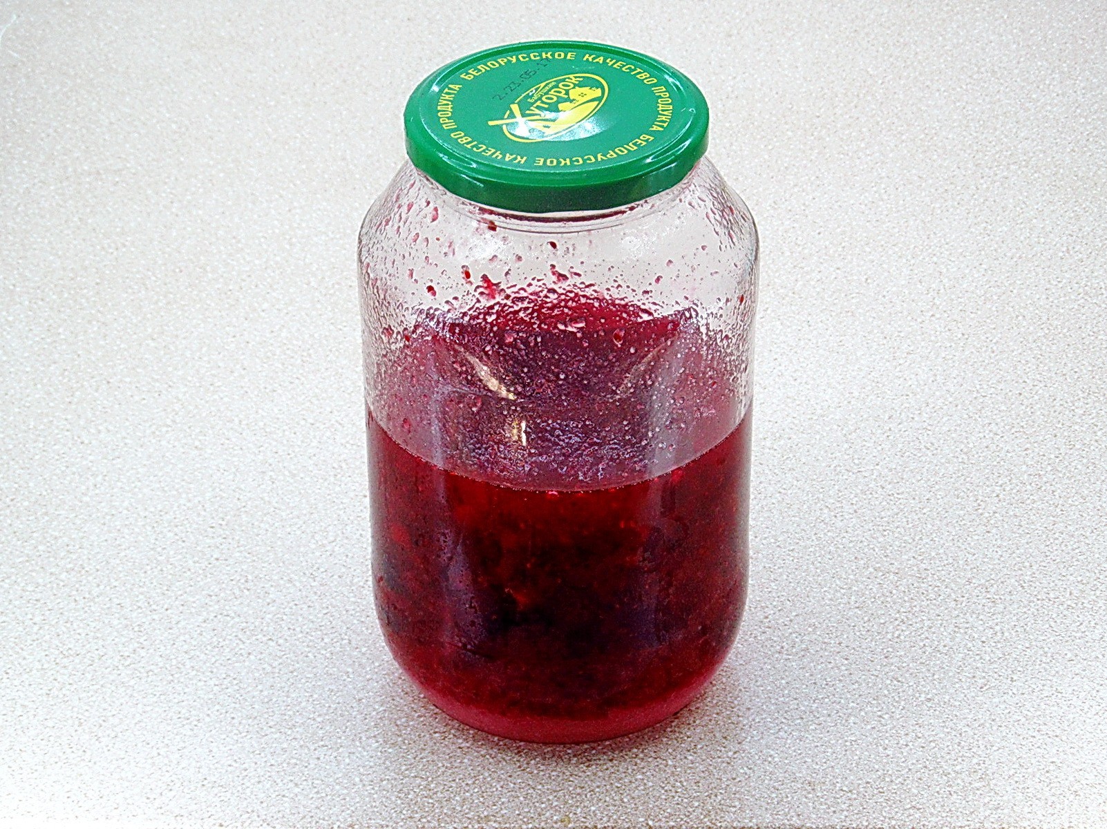 Шаг 3 приготовления Клюквенный ликёр