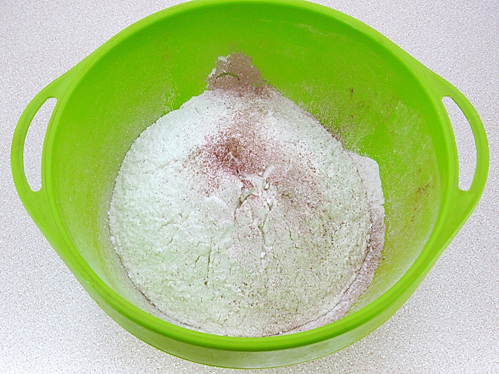 Шаг 1 приготовления Сумасшедший пирог "Crazy cake"