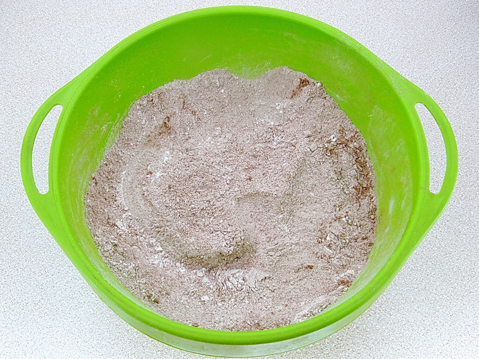 Шаг 3 приготовления Сумасшедший пирог "Crazy cake"