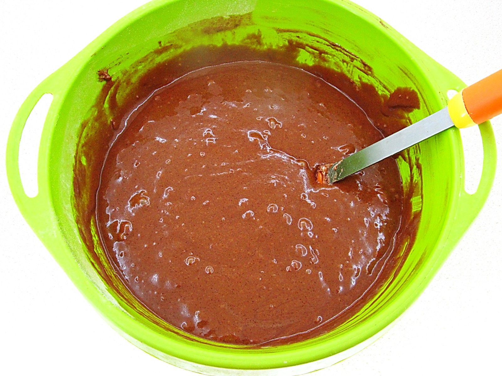 Шаг 6 приготовления Сумасшедший пирог "Crazy cake"