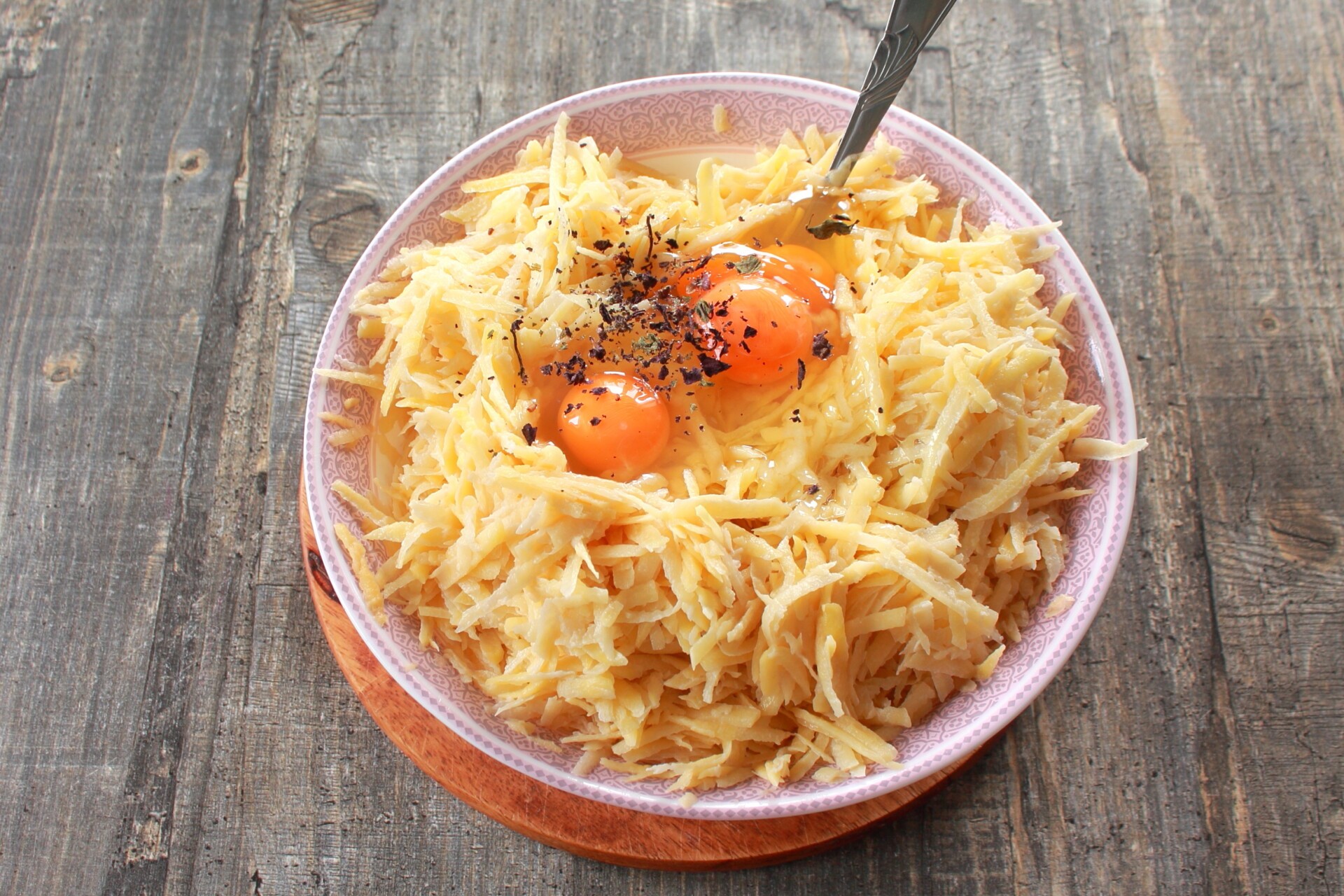 Шаг 6 приготовления Картофельная бабка с мясом и грибами