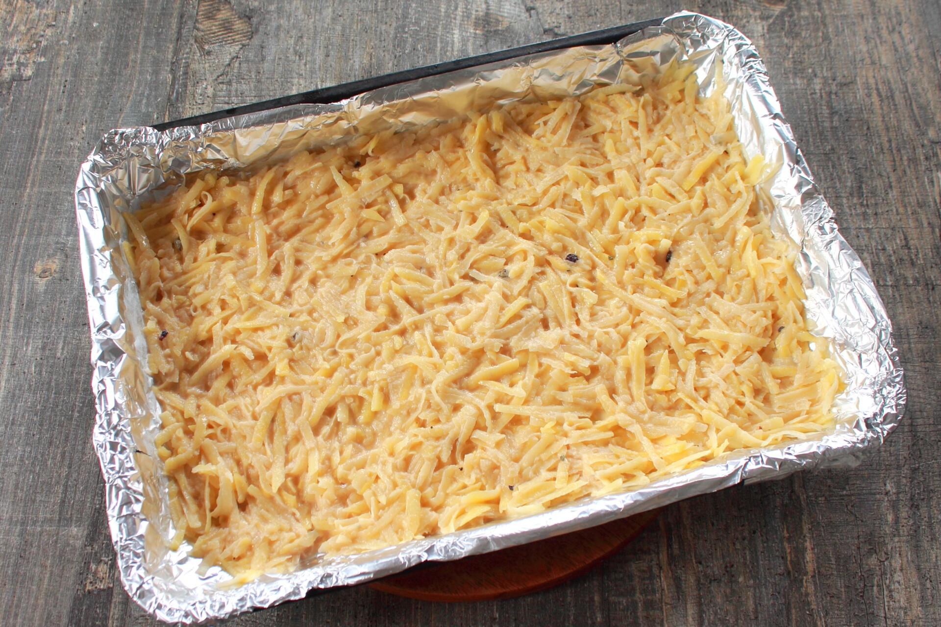 Шаг 7 приготовления Картофельная бабка с мясом и грибами