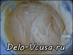 Шаг 6 приготовления Маффины с киви. Бисквитные кексы с кусочками киви