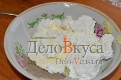 Шаг 1 приготовления Канапе с закуской из творога