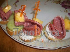 Шаг 6 приготовления Канапе с закуской из творога