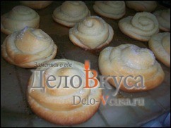 Шаг 10 приготовления Плюшки с сахаром "Розочки"