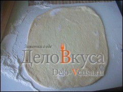 Шаг 4 приготовления Плюшки с сахаром "Розочки"