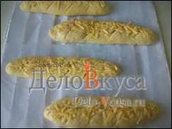 Шаг 17 приготовления Багет в хлебопечке с сыром