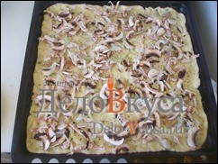 Шаг 15 приготовления Пицца с курицей, шампиньонами и сыром без томатной основы