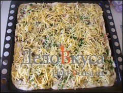 Шаг 17 приготовления Пицца с курицей, шампиньонами и сыром без томатной основы