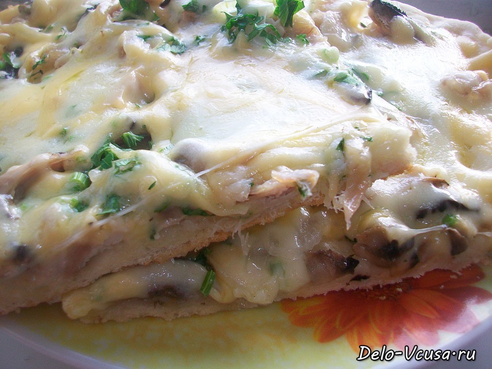 Шаг 19 приготовления Пицца с курицей, шампиньонами и сыром без томатной основы
