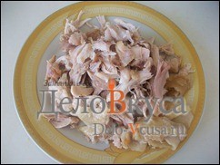 Шаг 5 приготовления Пицца с курицей, шампиньонами и сыром без томатной основы
