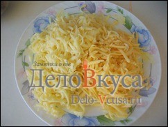 Шаг 9 приготовления Пицца с курицей, шампиньонами и сыром без томатной основы
