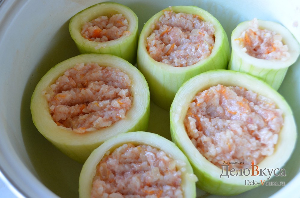 Шаг 8 приготовления Кабачки фаршированные мясом и рисом