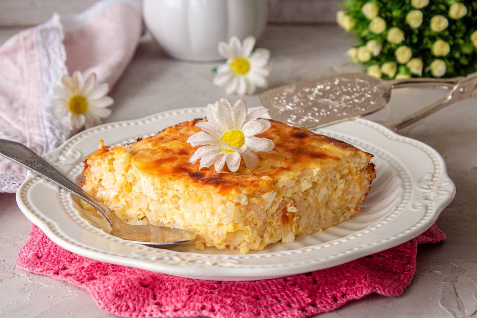 Обложка рецепта Творожная запеканка с рисом и курагой