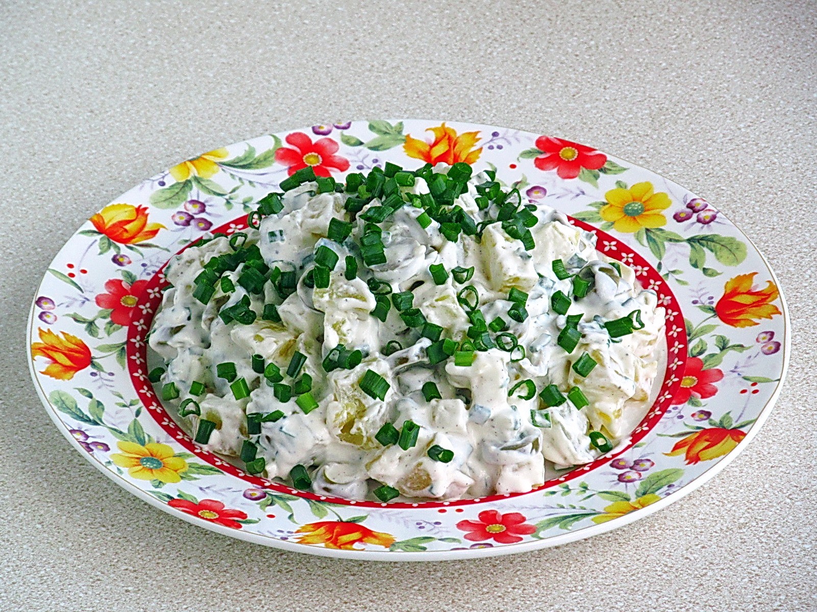 Шаг 9 приготовления Сытный картофельный салат с оливками