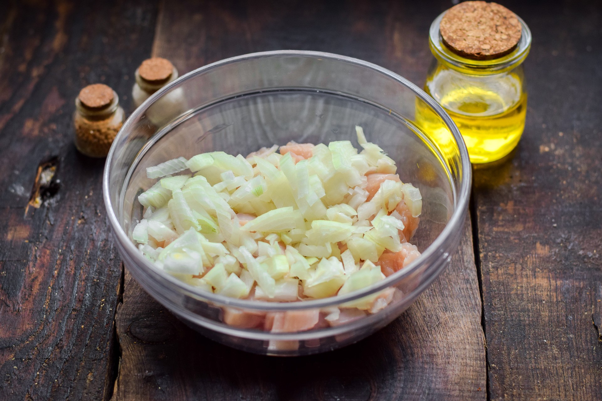 Шаг 2 приготовления Куриные котлеты "Растрепки"