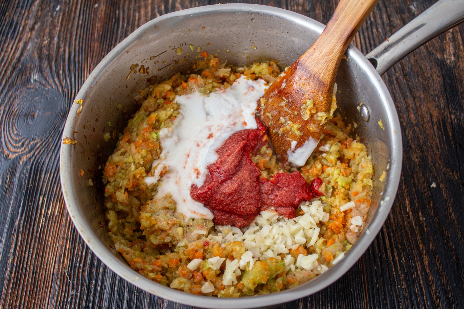 Шаг 4 приготовления Кабачковая икра с майонезом через мясорубку на зиму