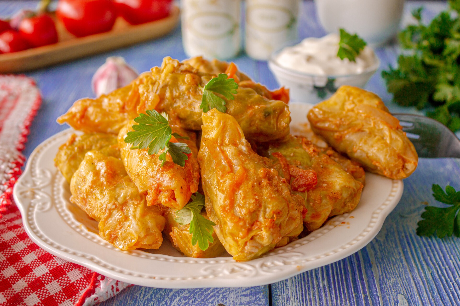 Обложка рецепта Голубцы из молодой капусты с куриным фаршем
