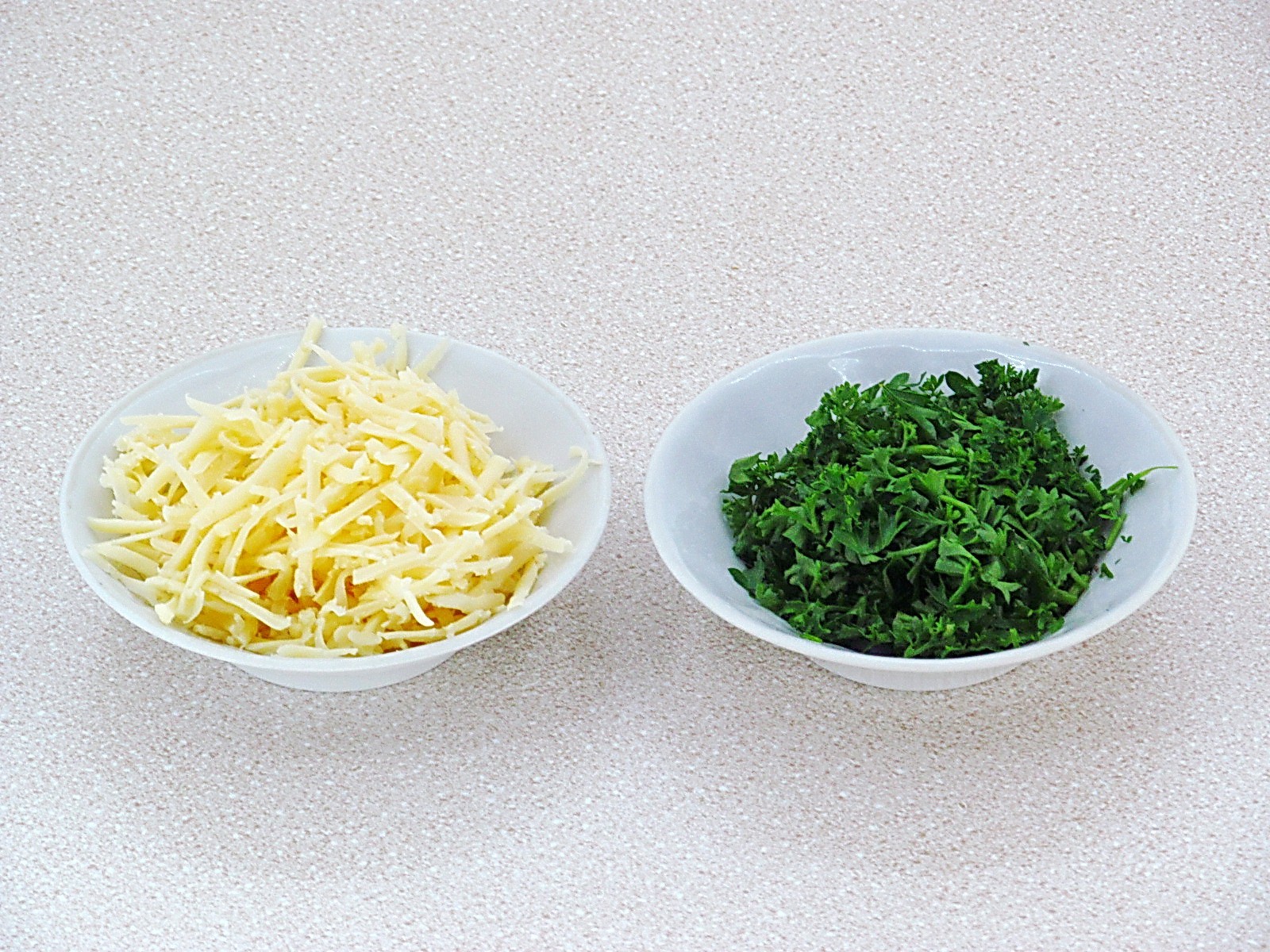 Шаг 3 приготовления Рис с помидорами и кукурузой