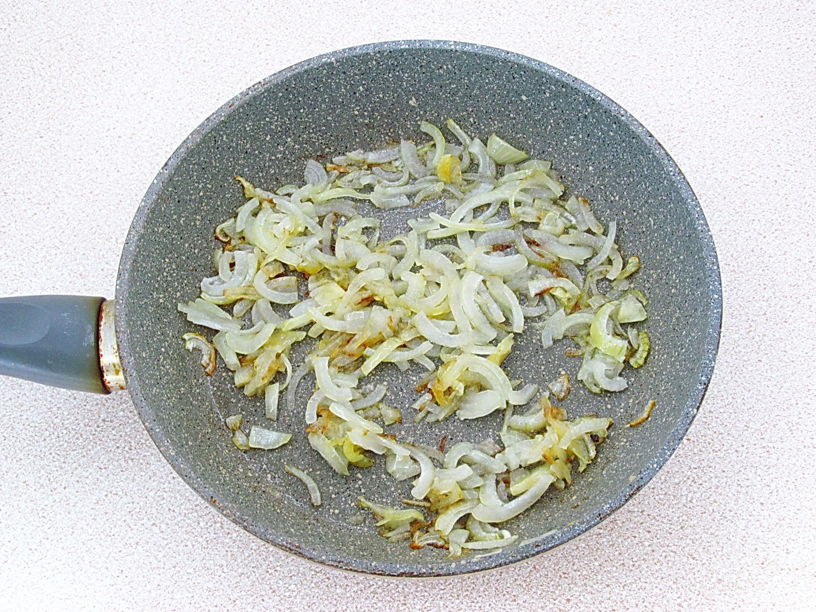 Шаг 2 приготовления Домашние пельмени с грибами (шампиньонами)