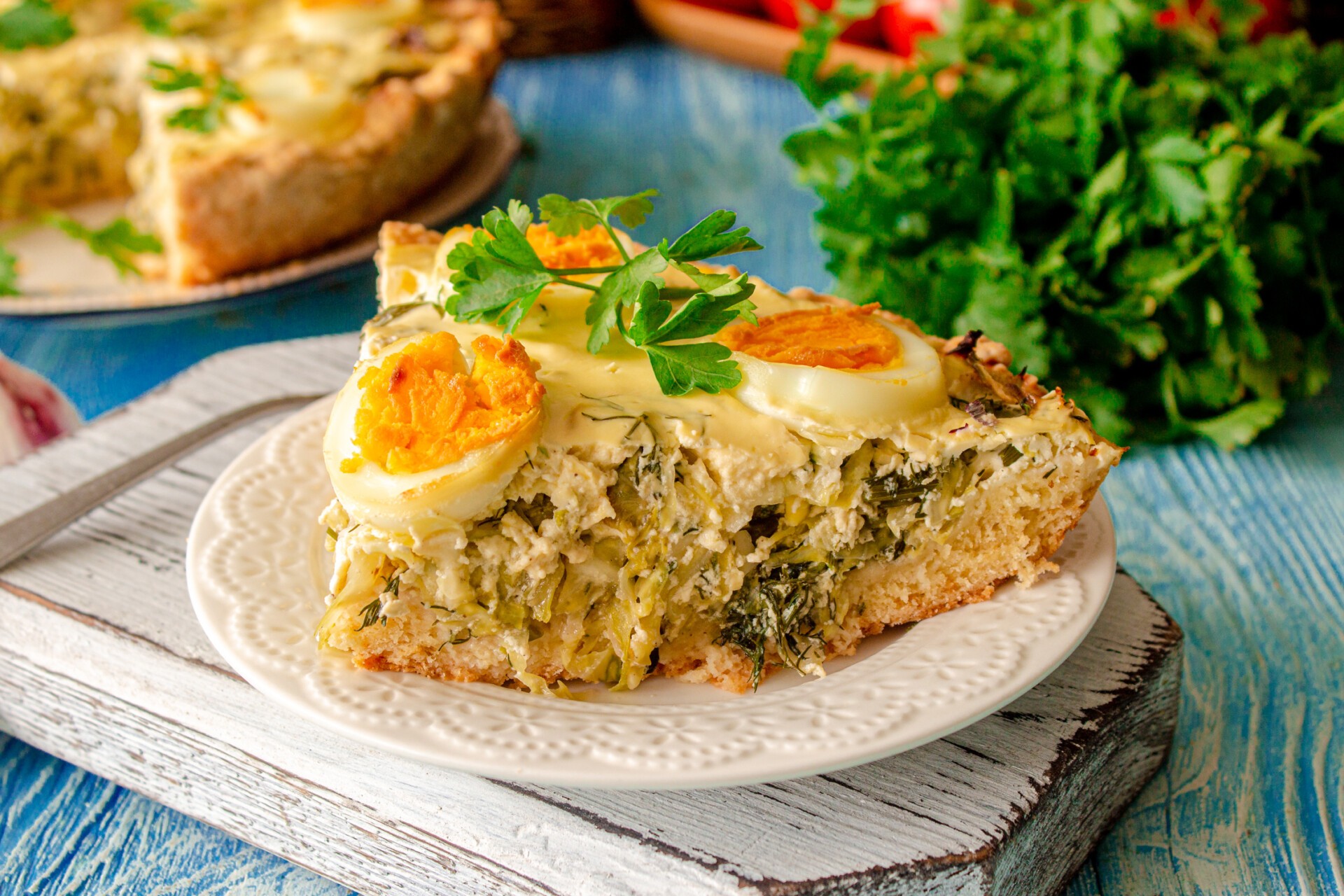Шаг 13 приготовления Киш с капустой и яйцом