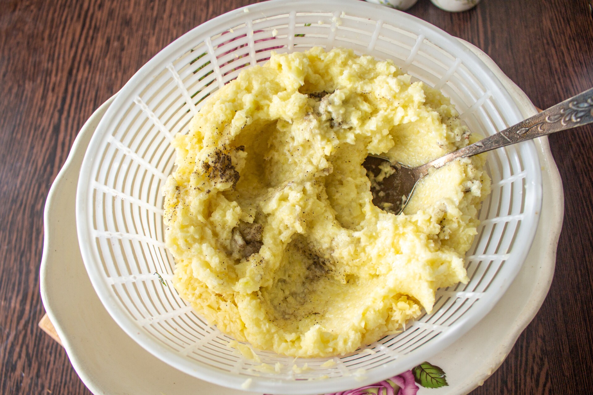 Шаг 2 приготовления Картофельные драники с курицей и грибами
