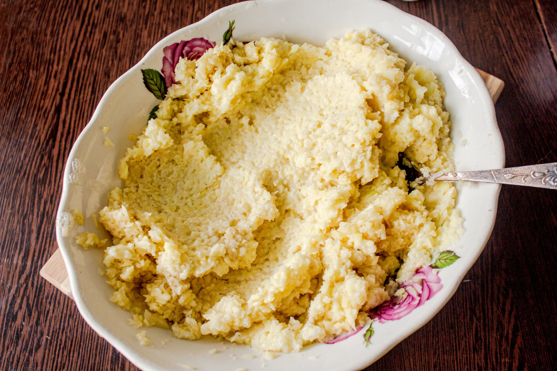 Шаг 3 приготовления Картофельные драники с курицей и грибами