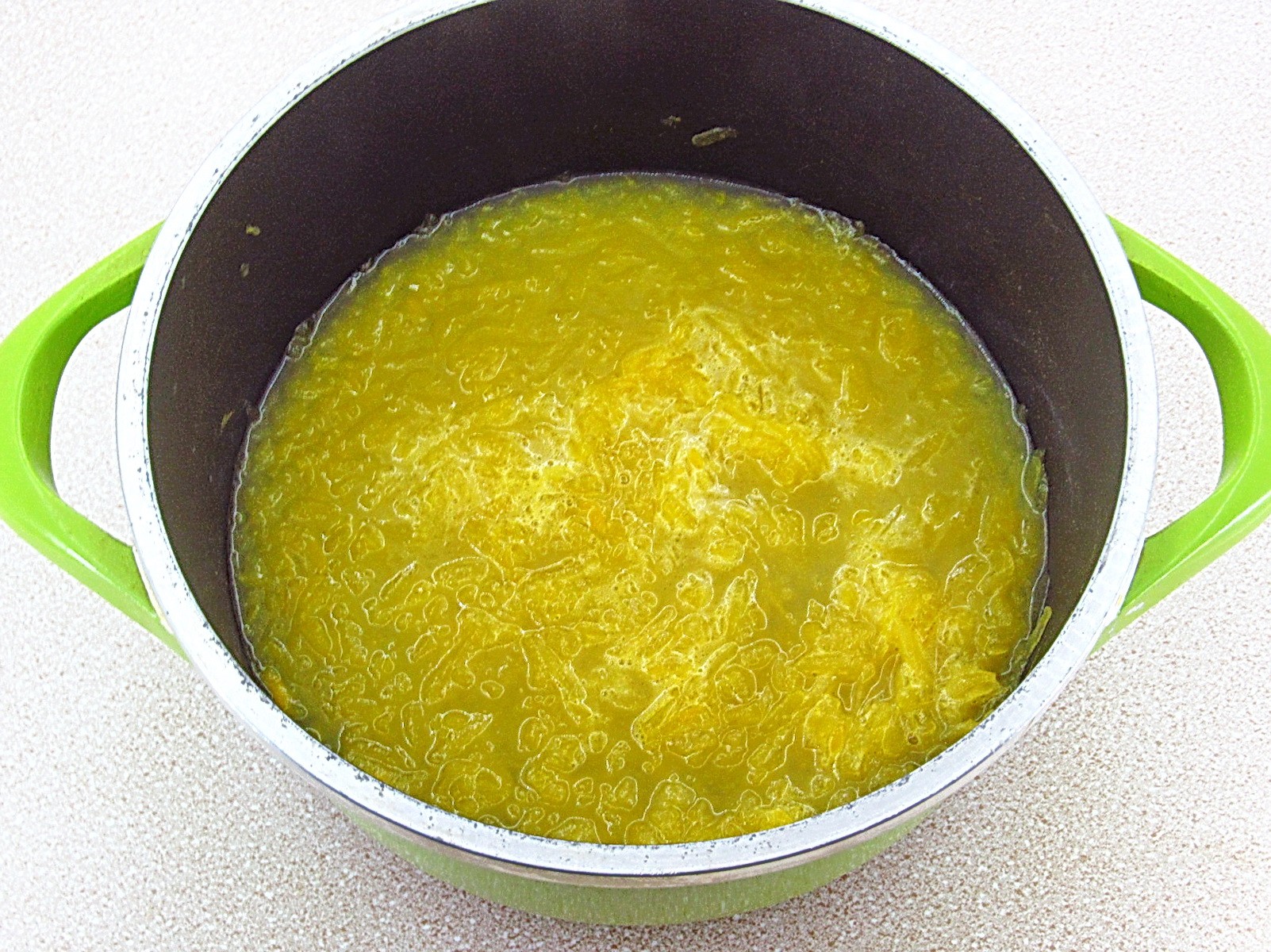 Шаг 2 приготовления Суп молочный с тыквой и манной крупой