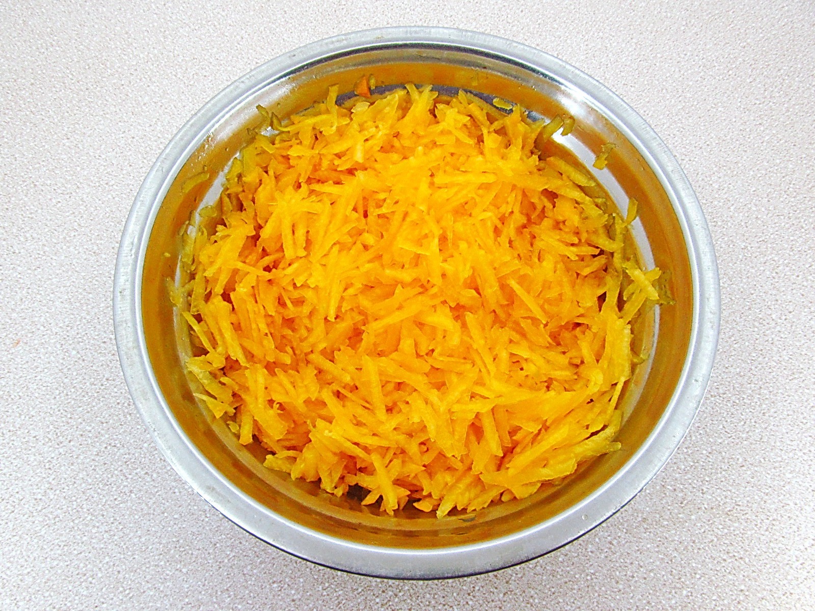 Шаг 1 приготовления Нежный тыквенный крем с курагой и сливками