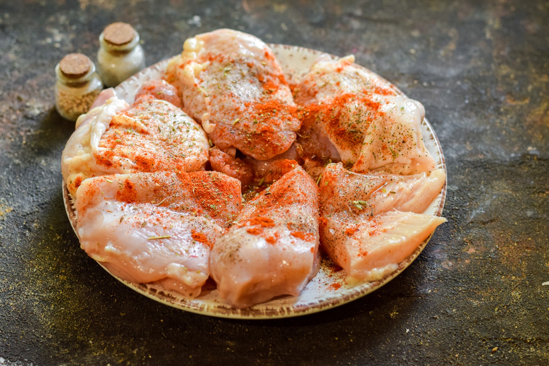 Шаг 3 приготовления Курица по-провански в рукаве