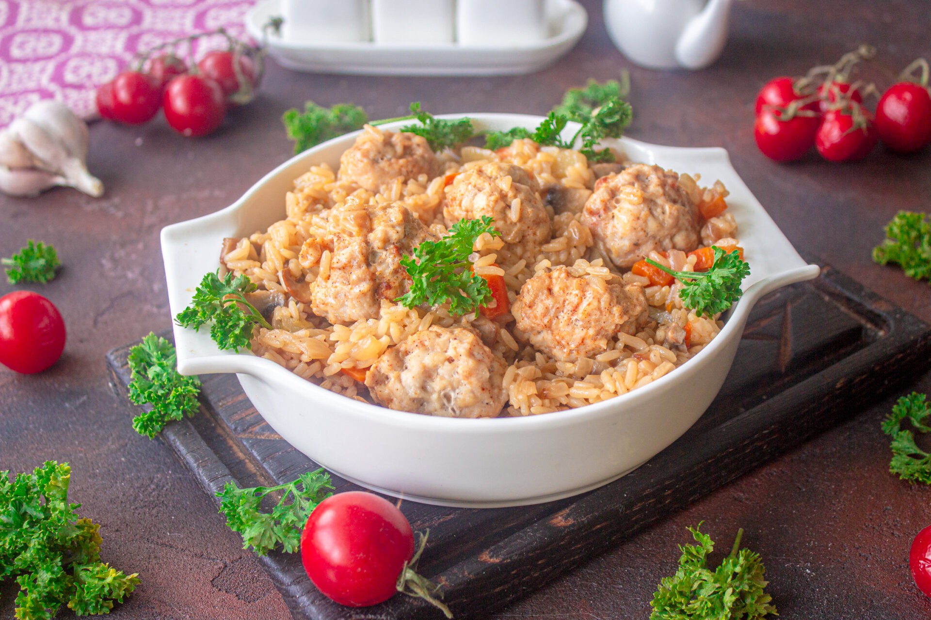 Шаг 10 приготовления Рис с овощами и фрикадельками