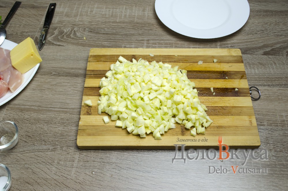 Шаг 5 приготовления Кабачки лодочки фаршированные курицей