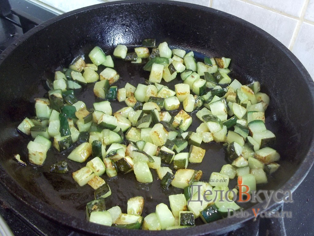 Шаг 4 приготовления Солянка сборная мясная