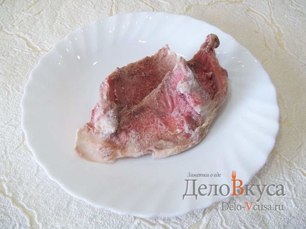 Шаг 1 приготовления Суп с фрикадельками и яйцом на мясном бульоне