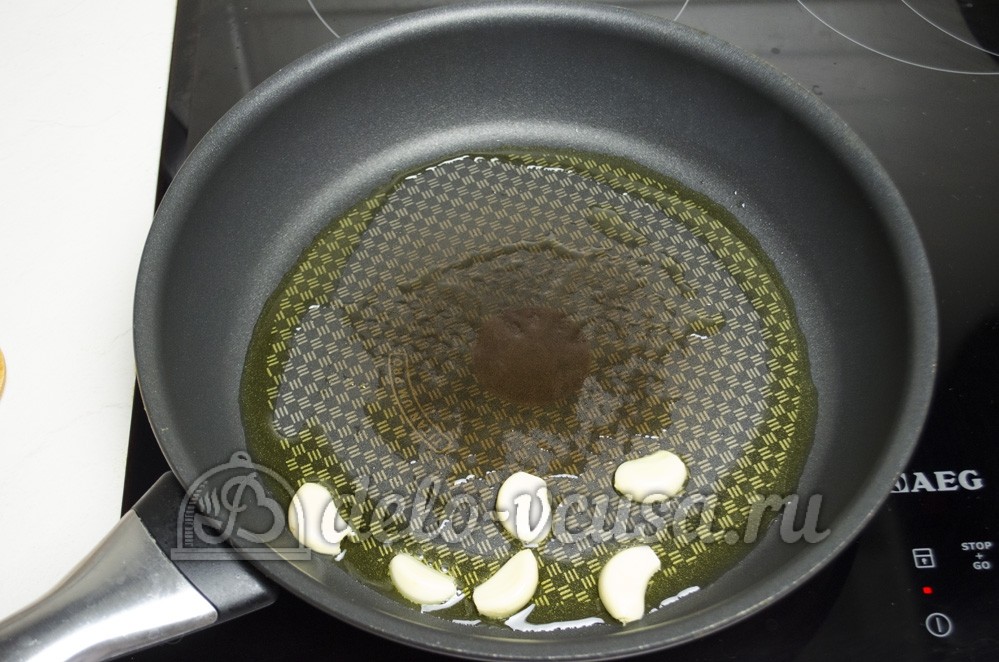 Шаг 3 приготовления Курица с грибами в сливочном соусе